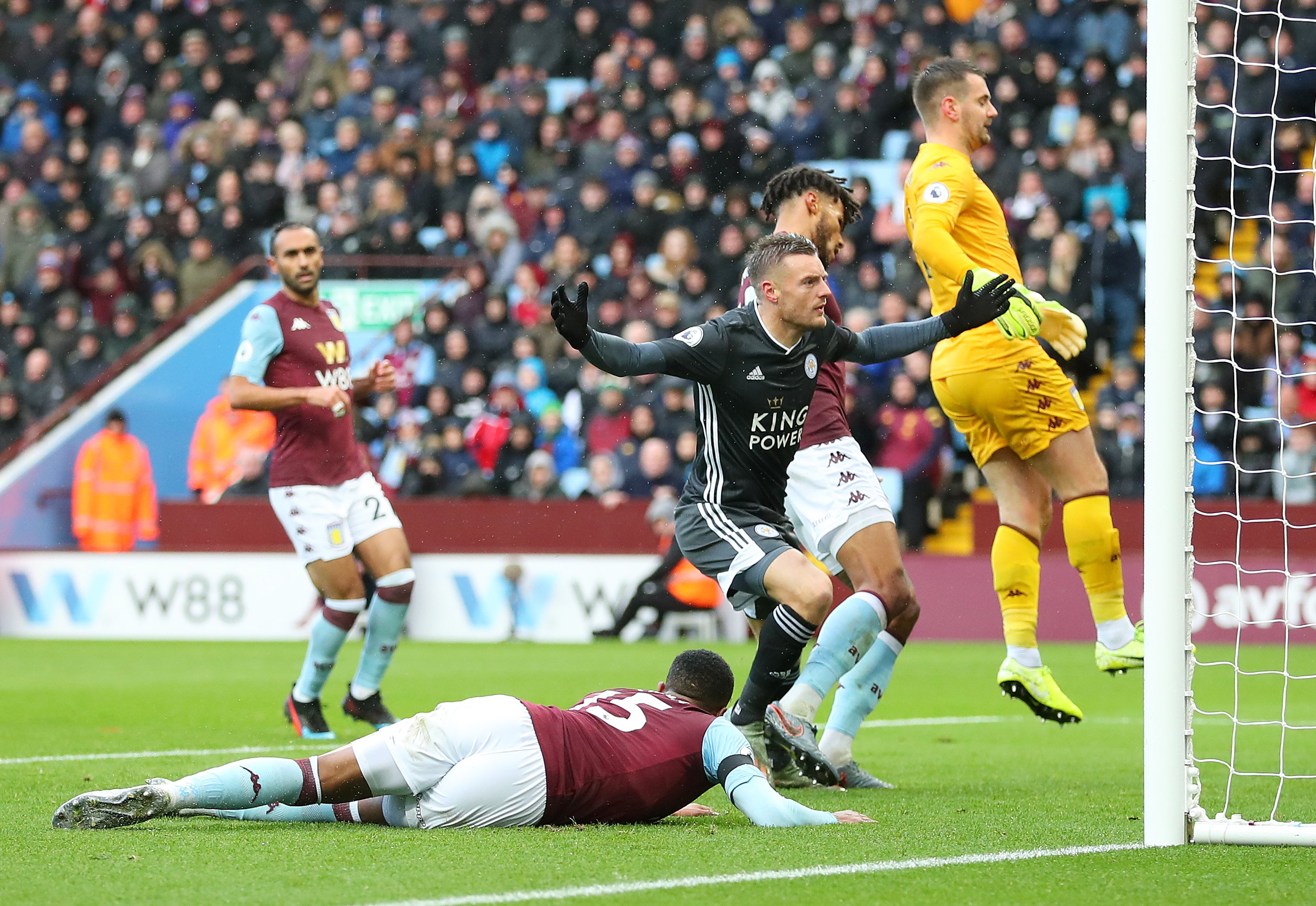 适的年轻球 适的年轻球