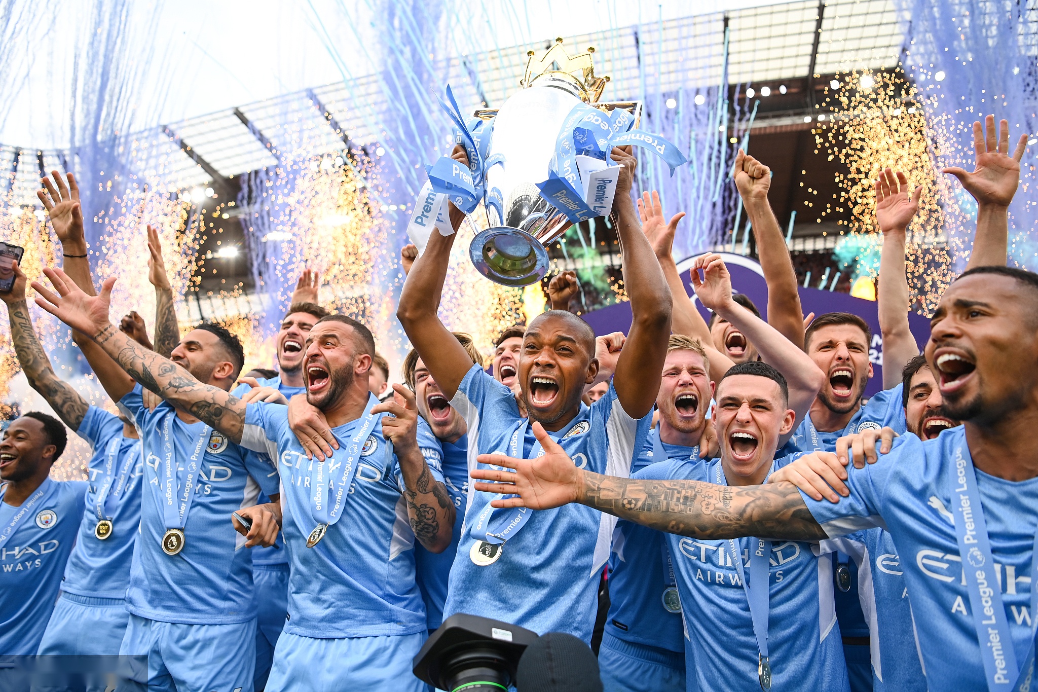 传统豪门与 传统豪门与