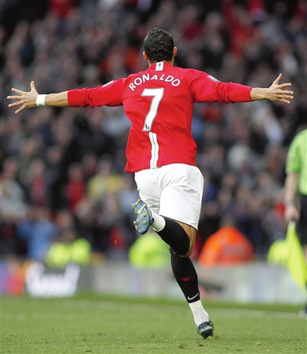 现场球迷举 现场球迷举